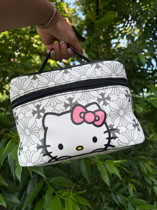 MAKEUP BAG